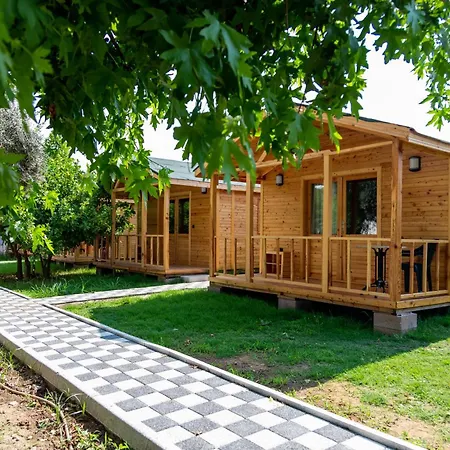 Tugay 2* Φετιγιέ